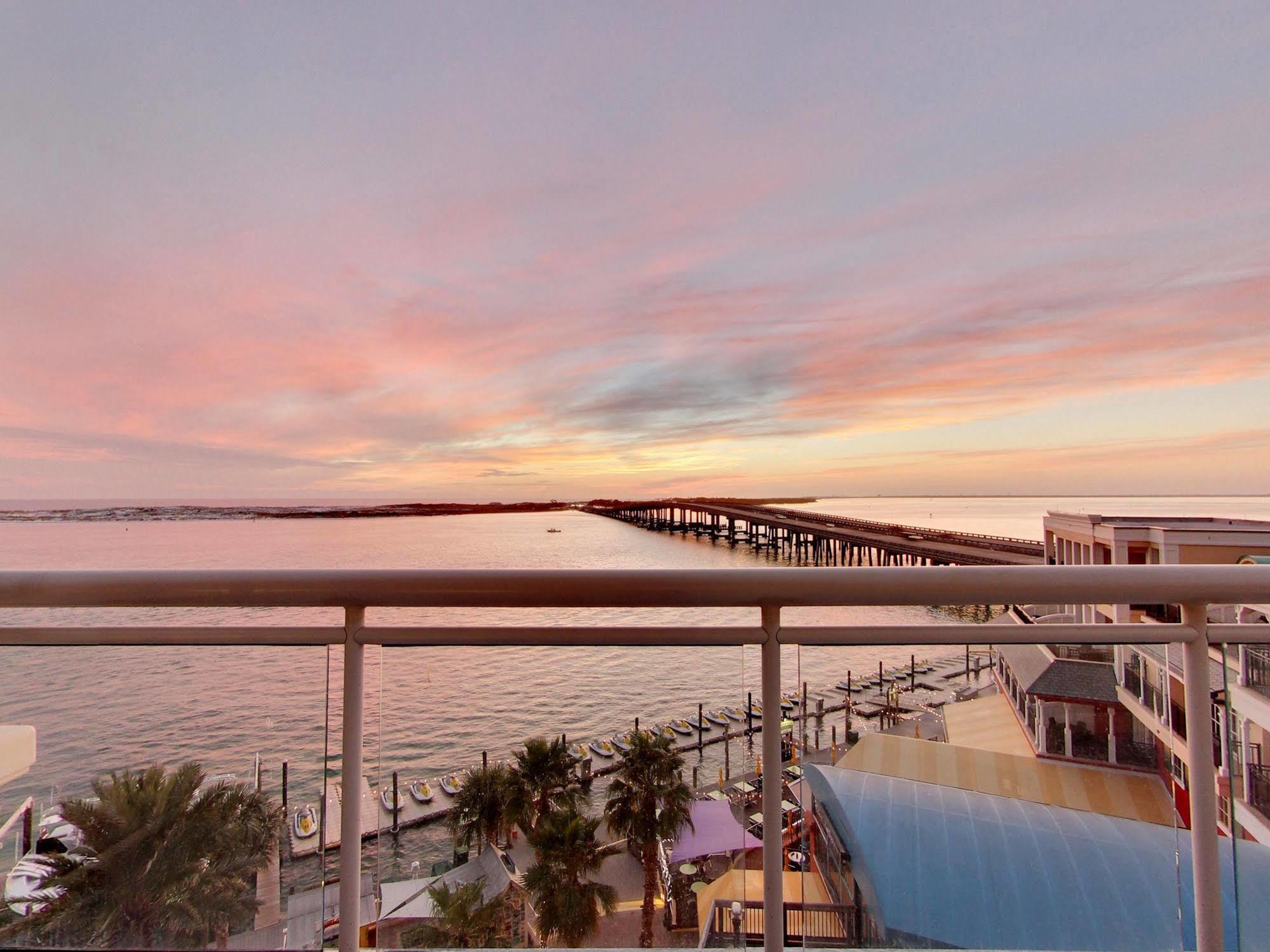 Emerald Grande Condominiums At Harborwalk Village Destin Zewnętrze zdjęcie